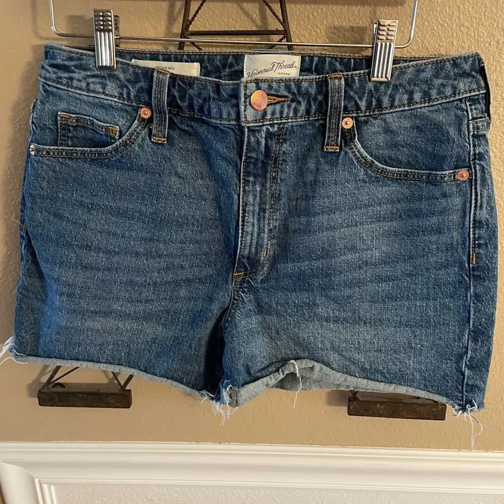 Universal Thread Blue Jean Short Shorts 8/29